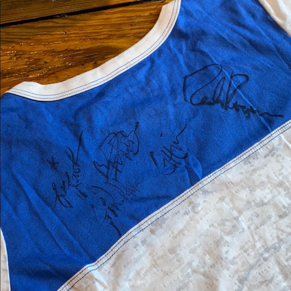 Autographed Randy Rogers shirt - Picture 2 of 3